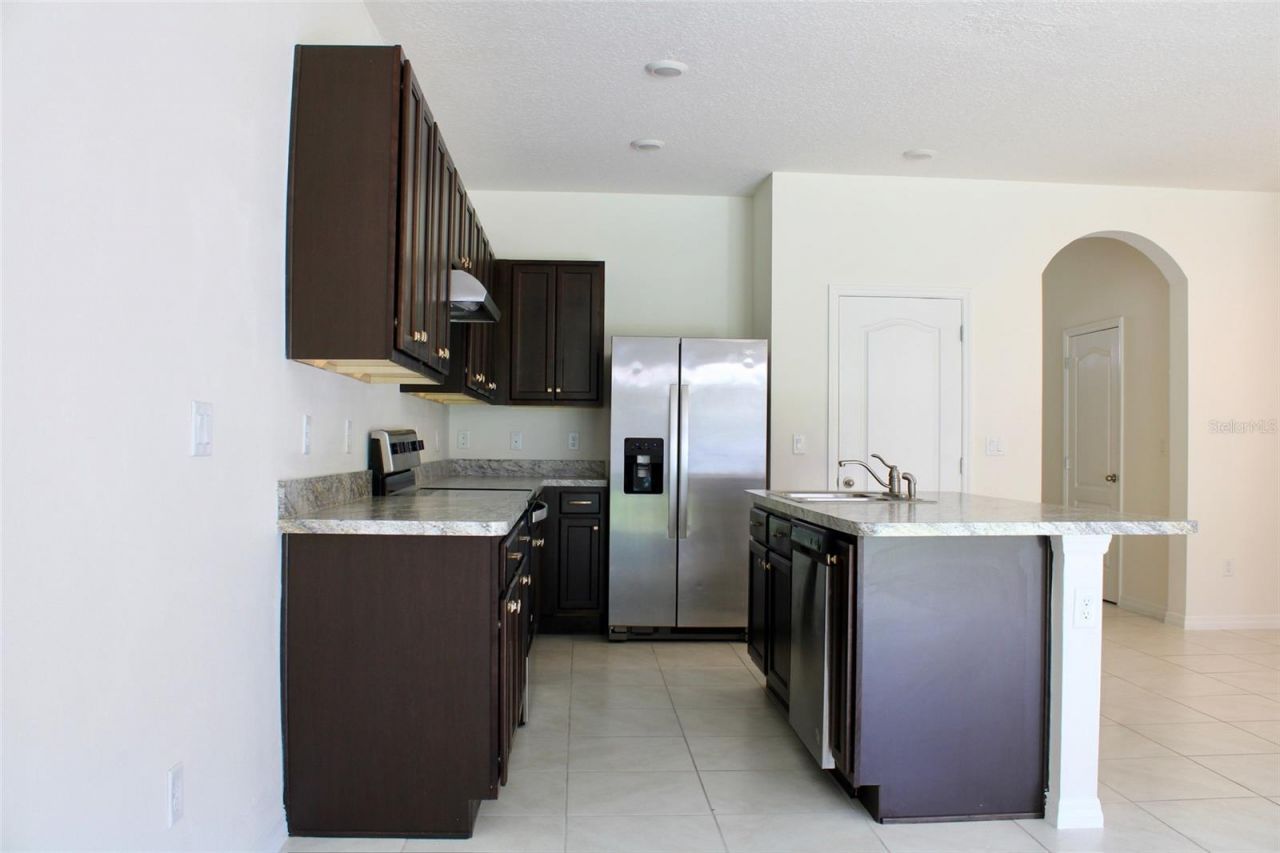 1256 Yellow Finch Drive, Davenport, FL 33837 Photo