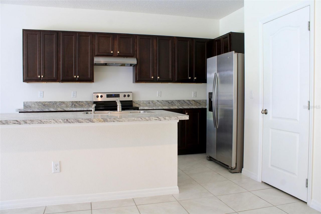 1256 Yellow Finch Drive, Davenport, FL 33837 Photo