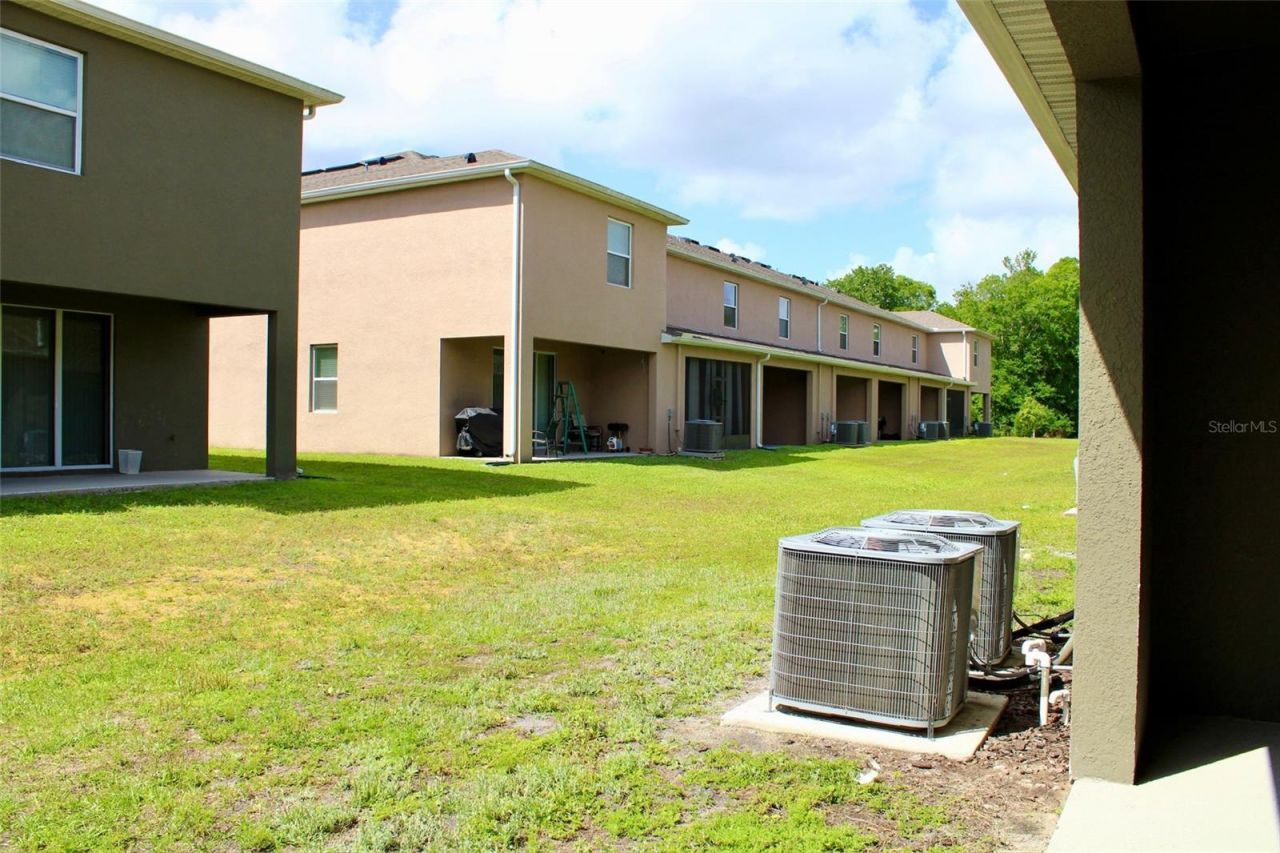 1256 Yellow Finch Drive, Davenport, FL 33837 Photo