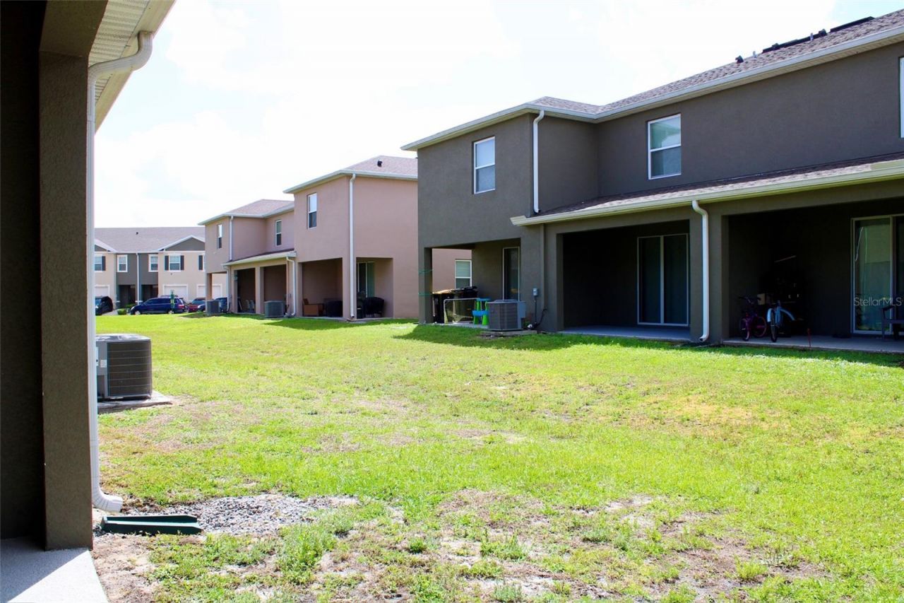 1256 Yellow Finch Drive, Davenport, FL 33837 Photo