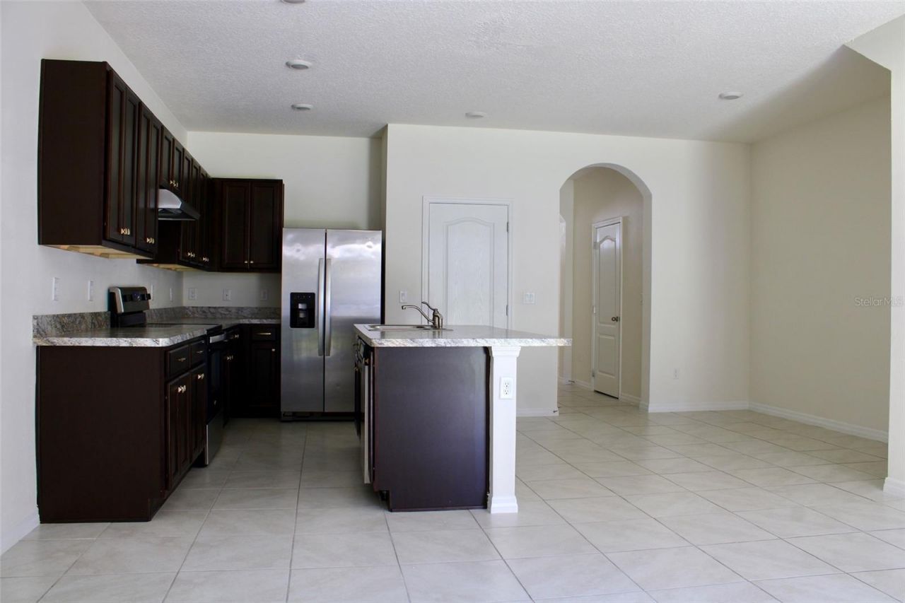 1256 Yellow Finch Drive, Davenport, FL 33837 Photo
