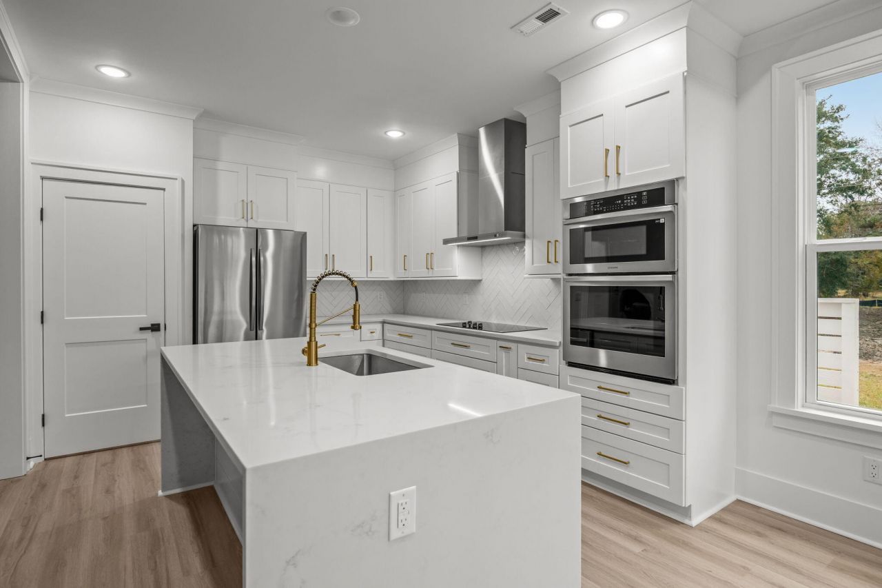 2828 River Road Photo 11