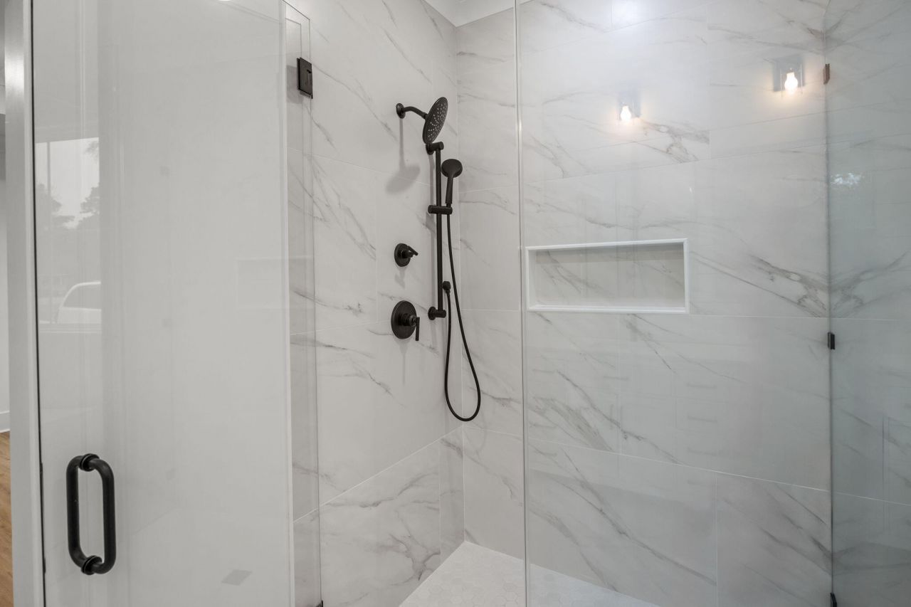 2828 River Road Photo 25