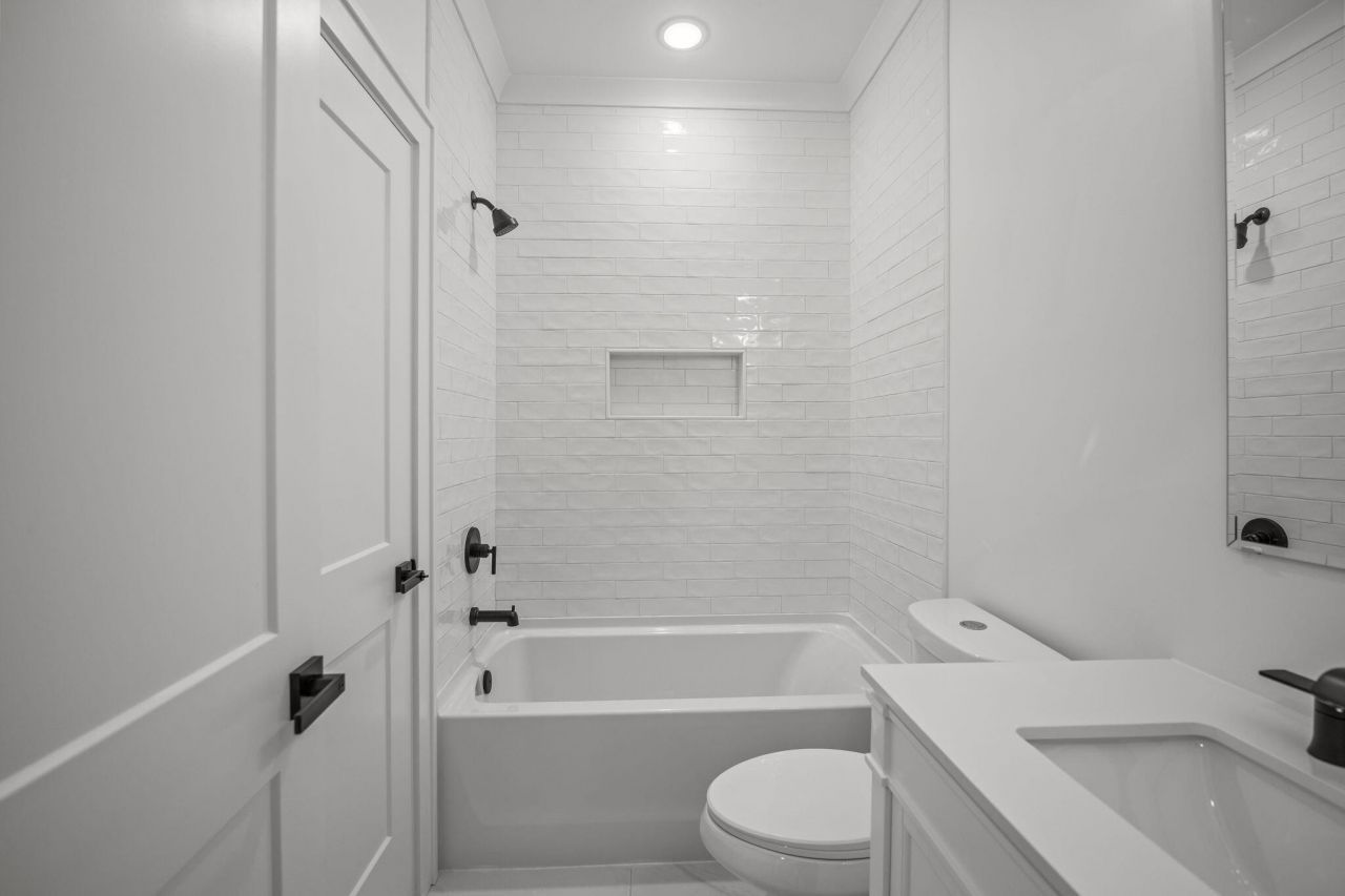 2828 River Road Photo 32