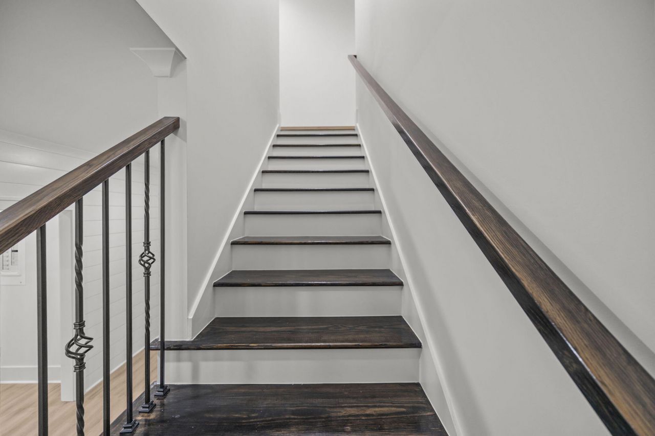 2828 River Road Photo 33