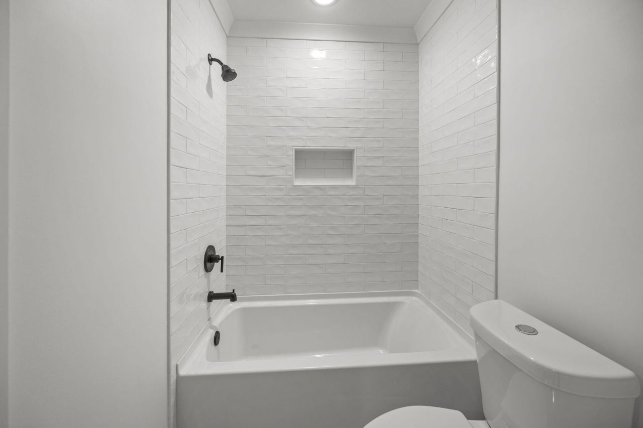 2828 River Road Photo 38