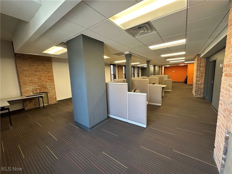 2217 E 9th Street, Unit 2nd fl, Cleveland, OH 44115 Photo 13