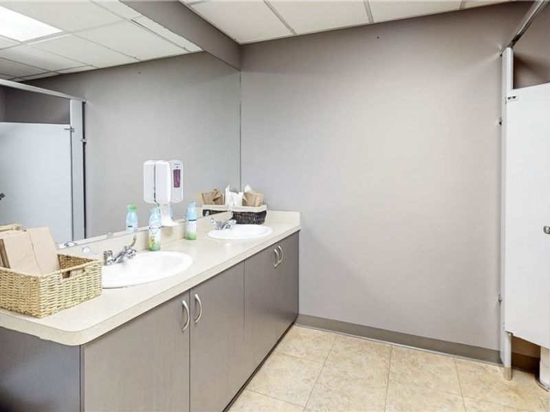 2217 E 9th Street, Unit 2nd fl, Cleveland, OH 44115 Photo 18