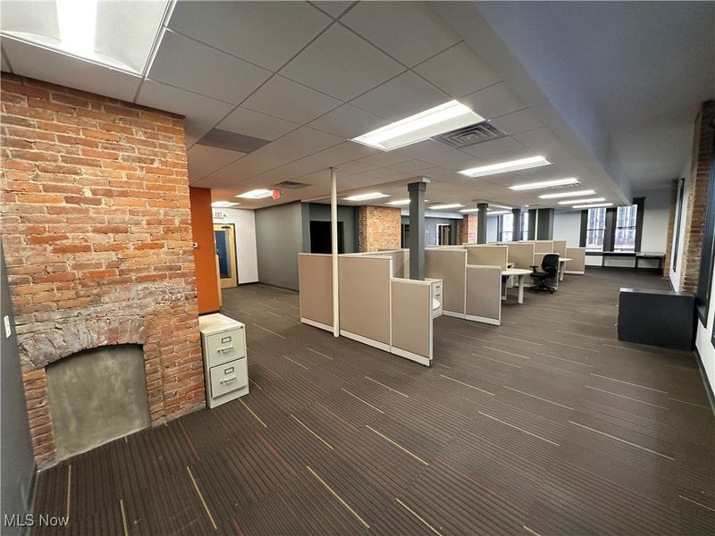 2217 E 9th Street, Unit 2nd fl, Cleveland, OH 44115 Photo 5