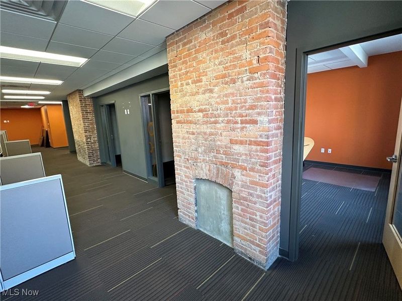 2217 E 9th Street, Unit 2nd fl, Cleveland, OH 44115 Photo 8