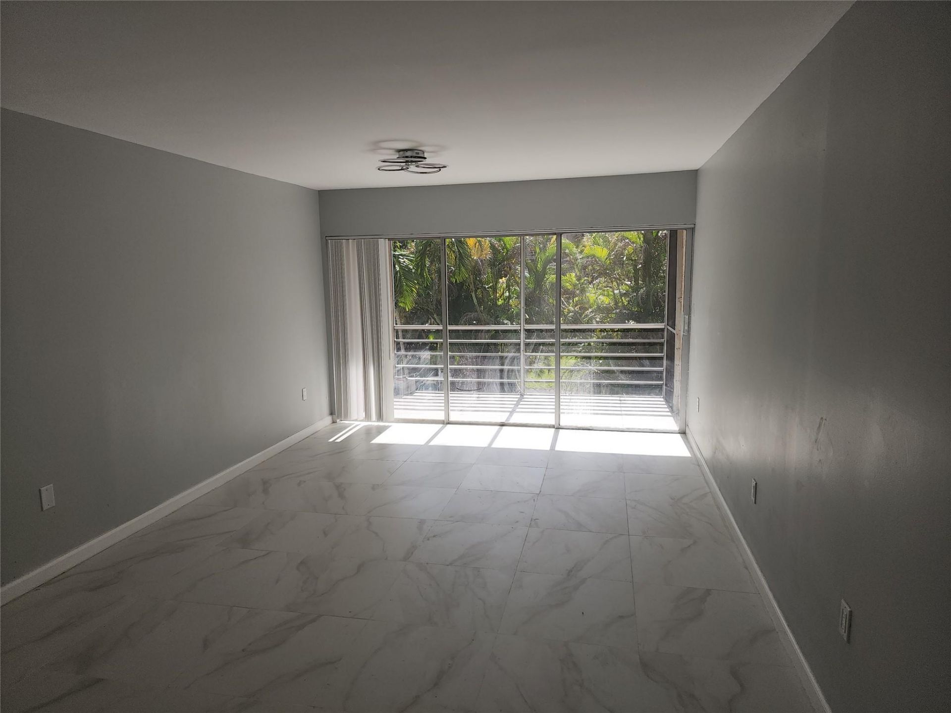 485 N Pine Island Road, Unit 204, Fort Lauderdale, FL 33324 Photo