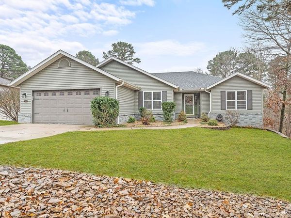 16 Winters Lane, Bella Vista, AR 72714