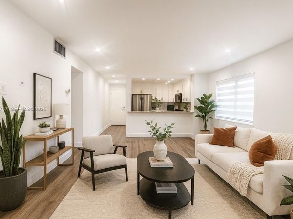 11227 SW 88th St, Unit 205D, Miami, FL 33176