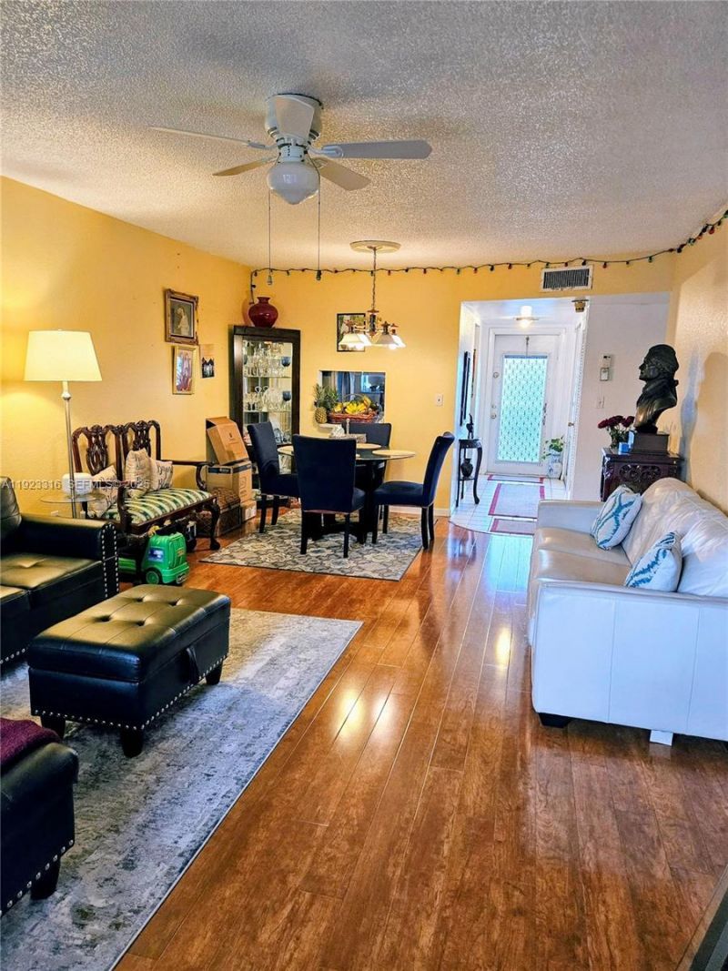 2701 N Pine Island Rd, Unit 303, Sunrise, FL 33322 Photo