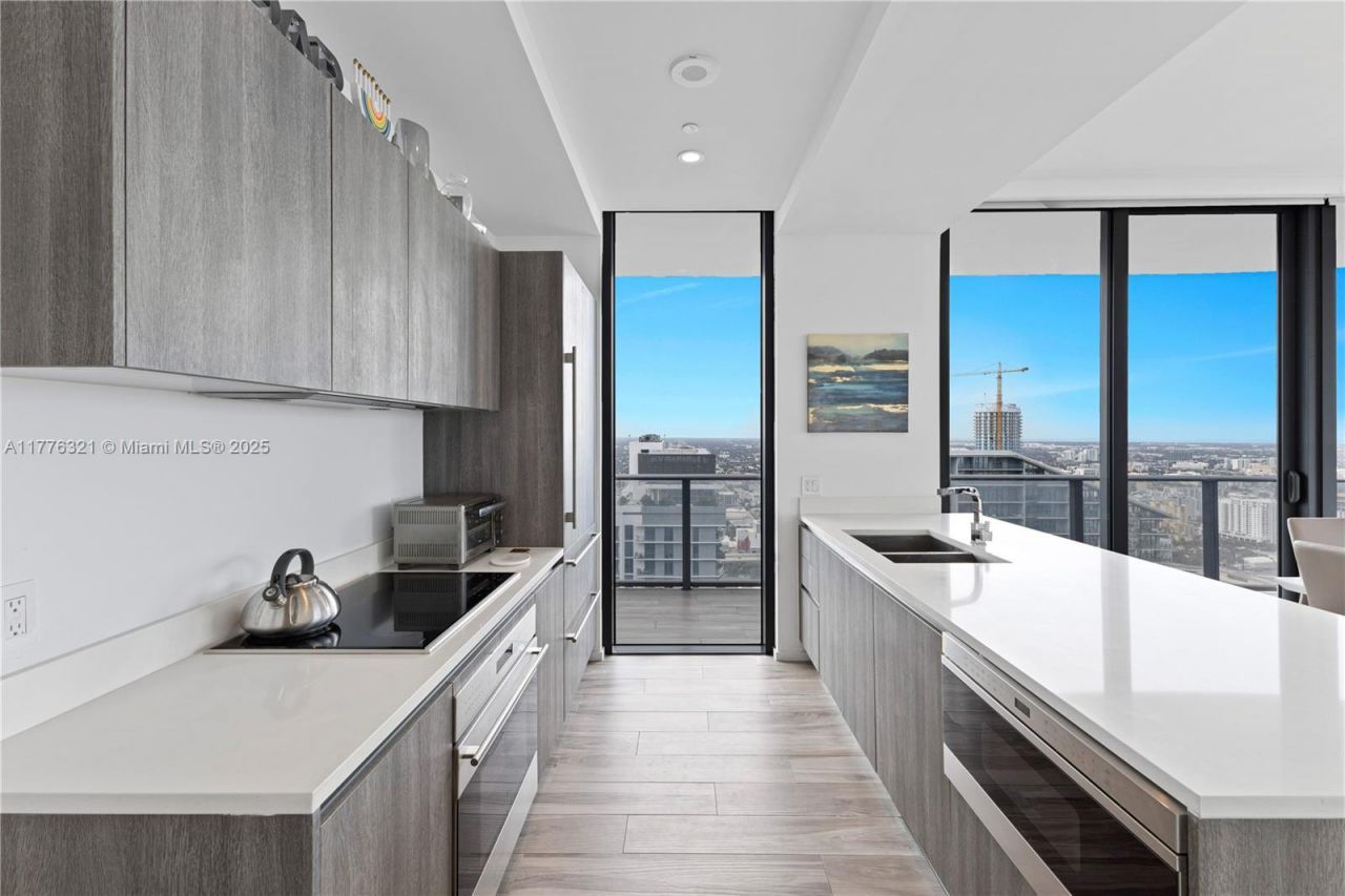 801 S Miami Ave, Unit 5209, Miami, FL 33130 Photo