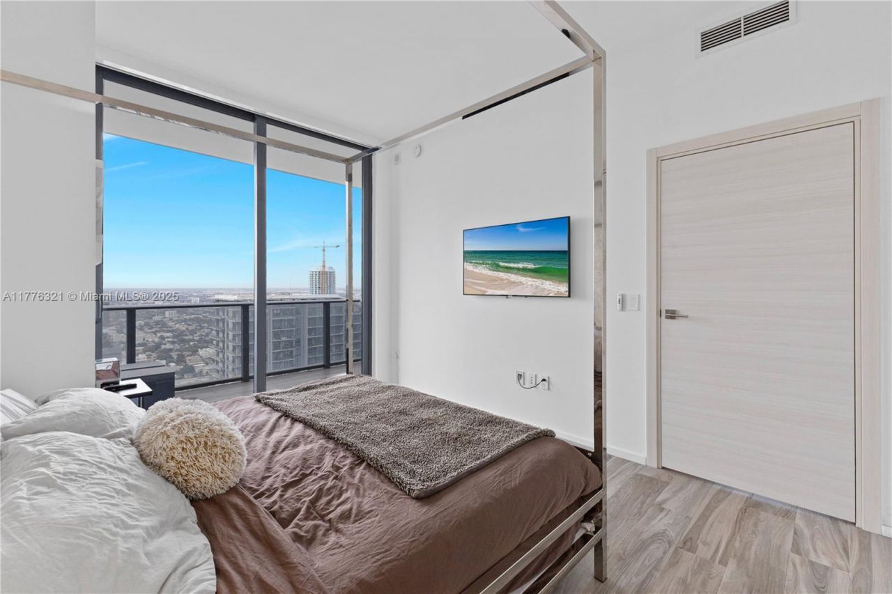 801 S Miami Ave, Unit 5209, Miami, FL 33130 Photo