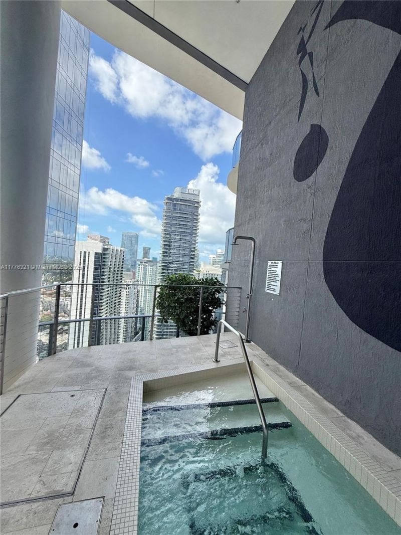 801 S Miami Ave, Unit 5209, Miami, FL 33130 Photo