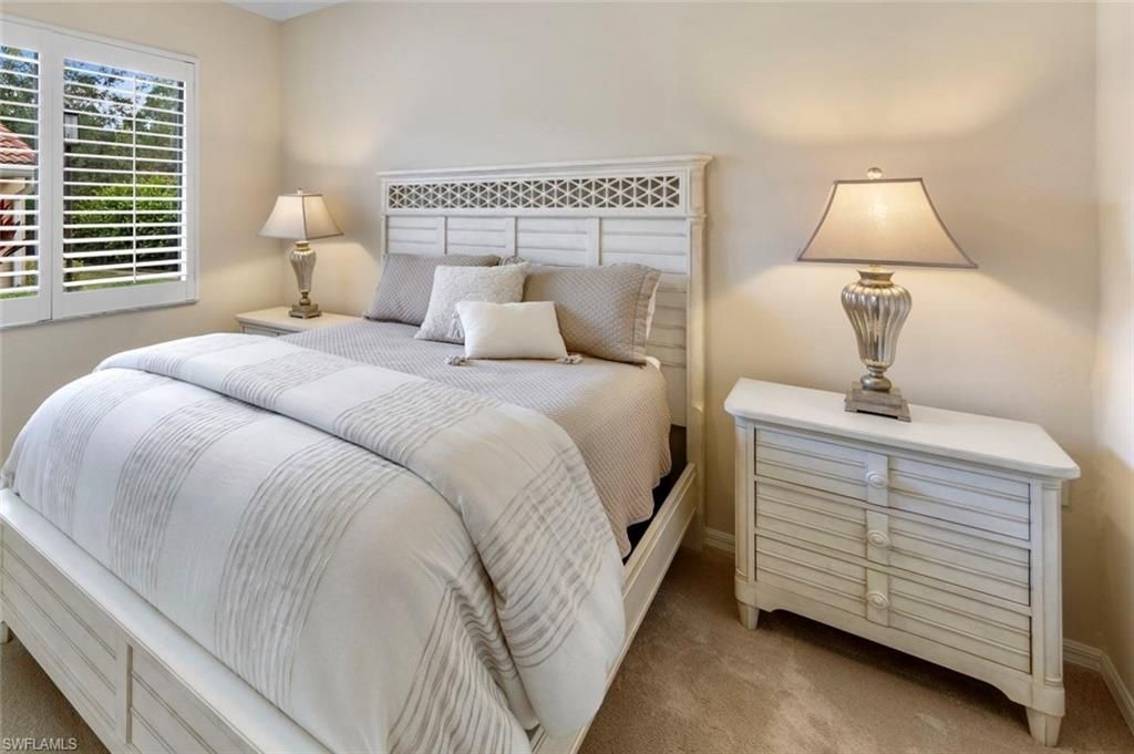 2370 Hidden Lake Ct, Unit 8301, Naples, FL 34112 Photo