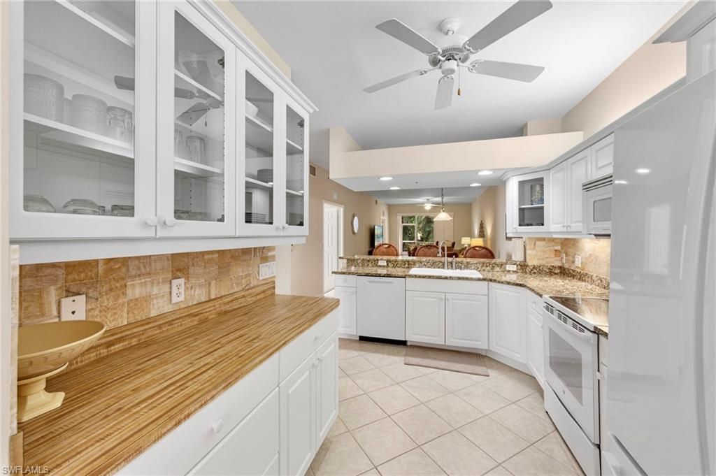 2370 Hidden Lake Ct, Unit 8301, Naples, FL 34112 Photo