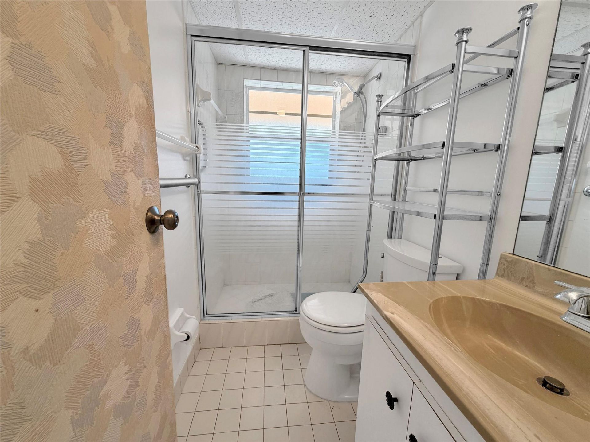 1035 Country Club Drive, Unit 407, Margate, FL 33063 Photo