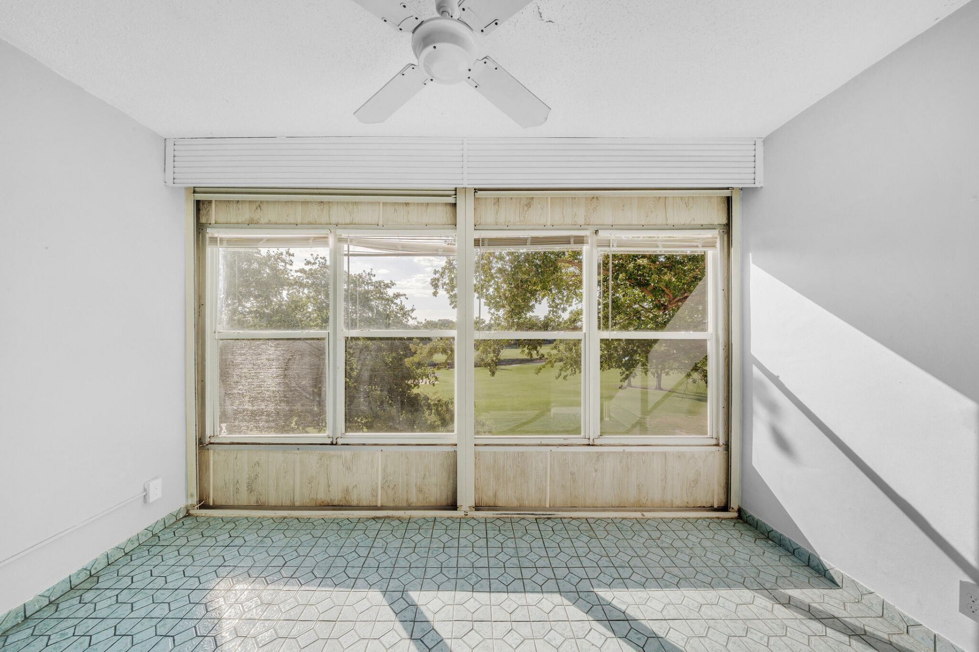 1035 Country Club Drive, Unit 407, Margate, FL 33063 Photo