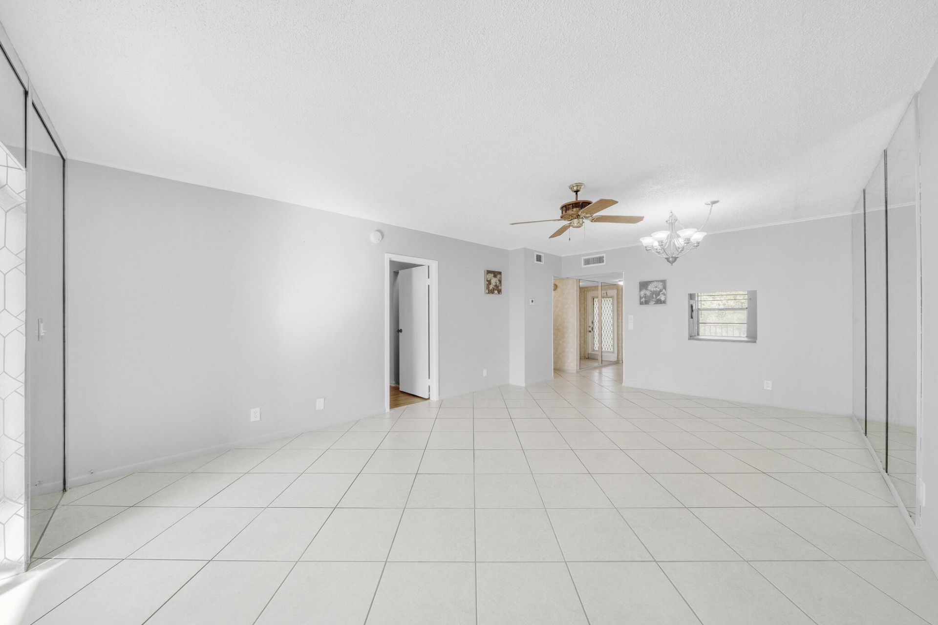 1035 Country Club Drive, Unit 407, Margate, FL 33063 Photo