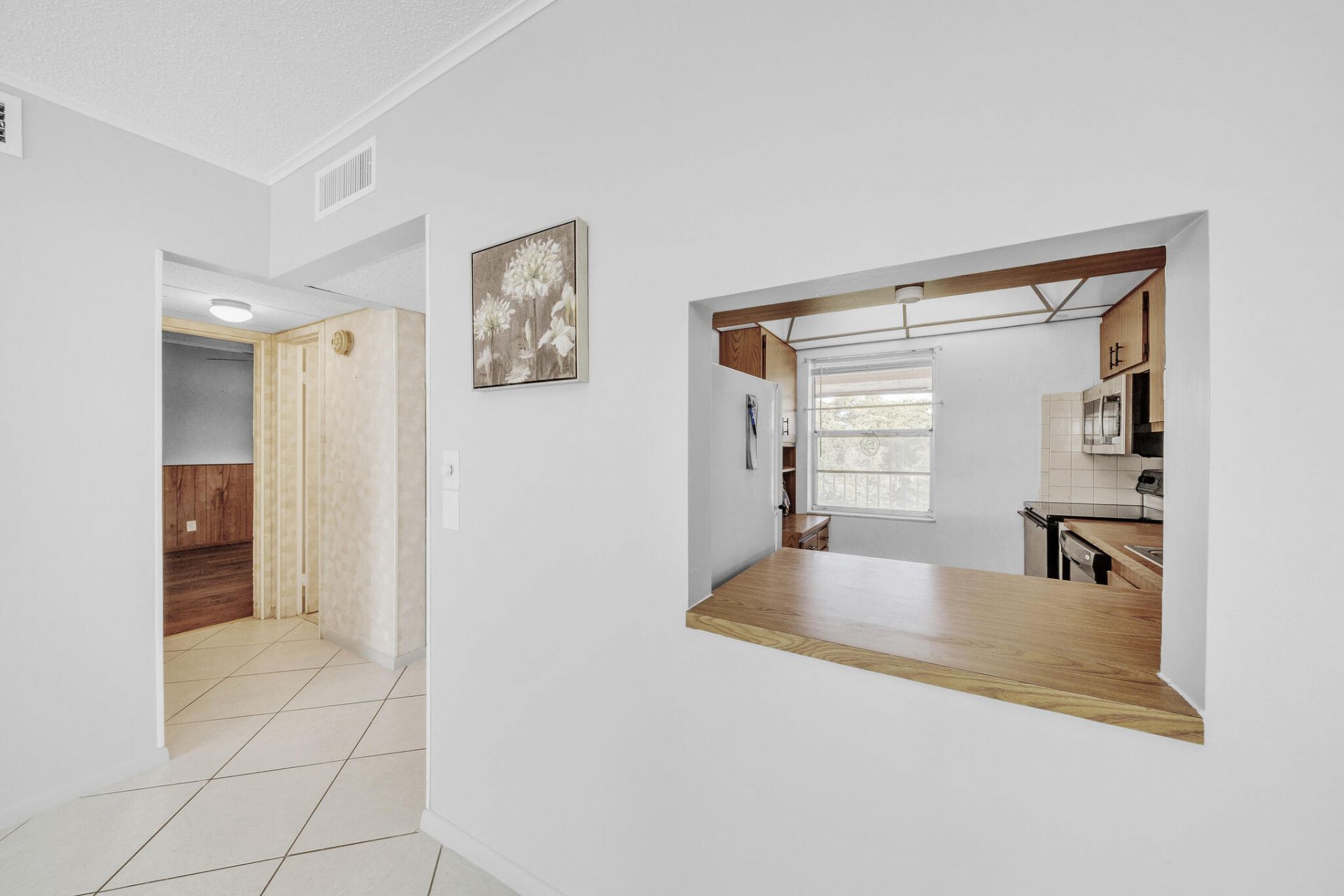 1035 Country Club Drive, Unit 407, Margate, FL 33063 Photo