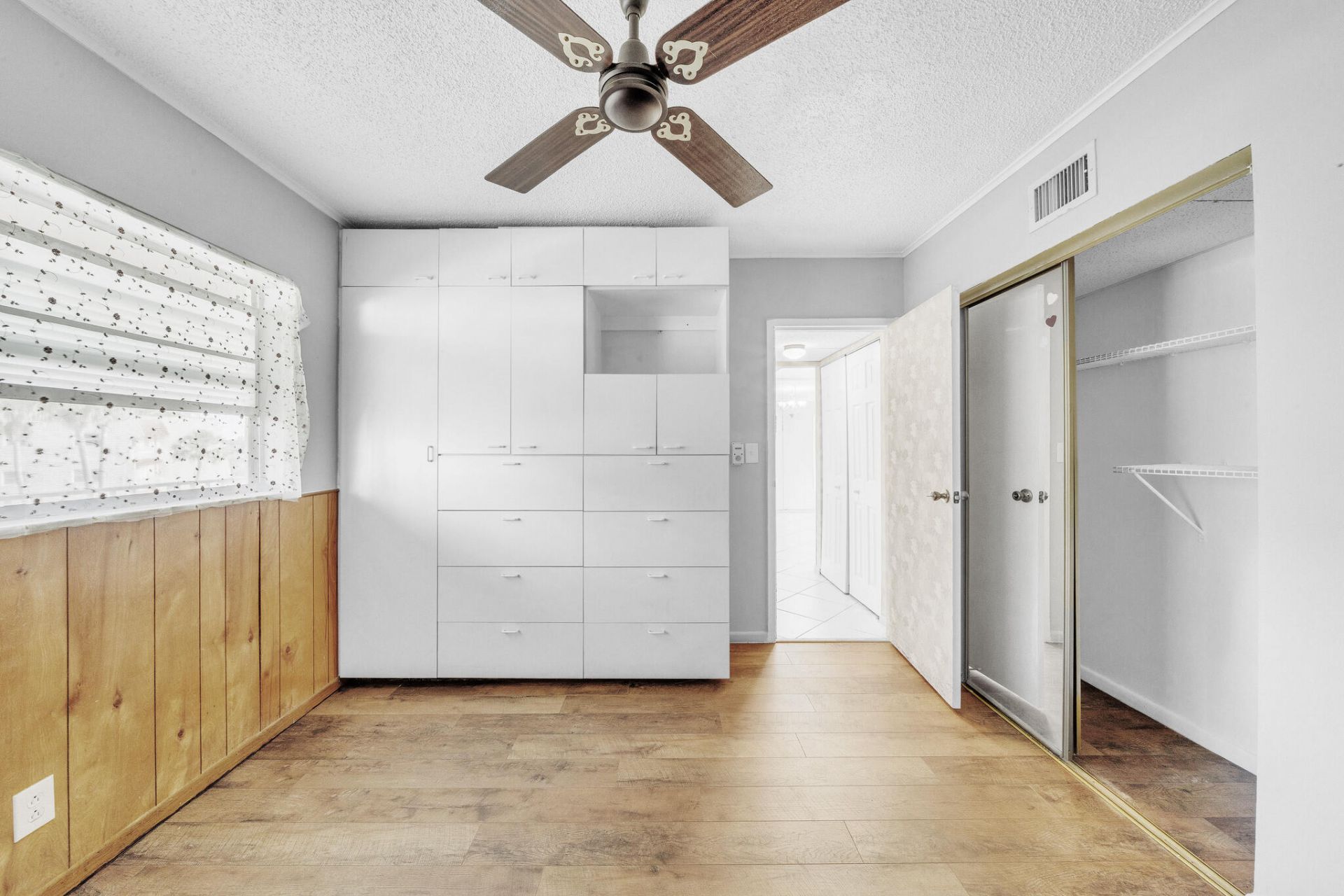 1035 Country Club Drive, Unit 407, Margate, FL 33063 Photo