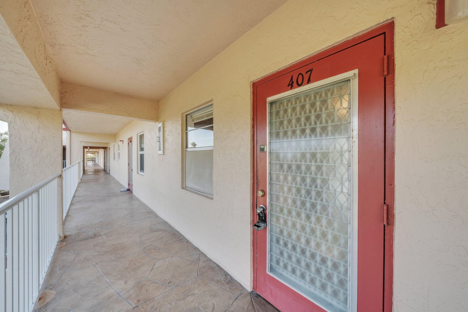 1035 Country Club Drive, Unit 407, Margate, FL 33063 Photo