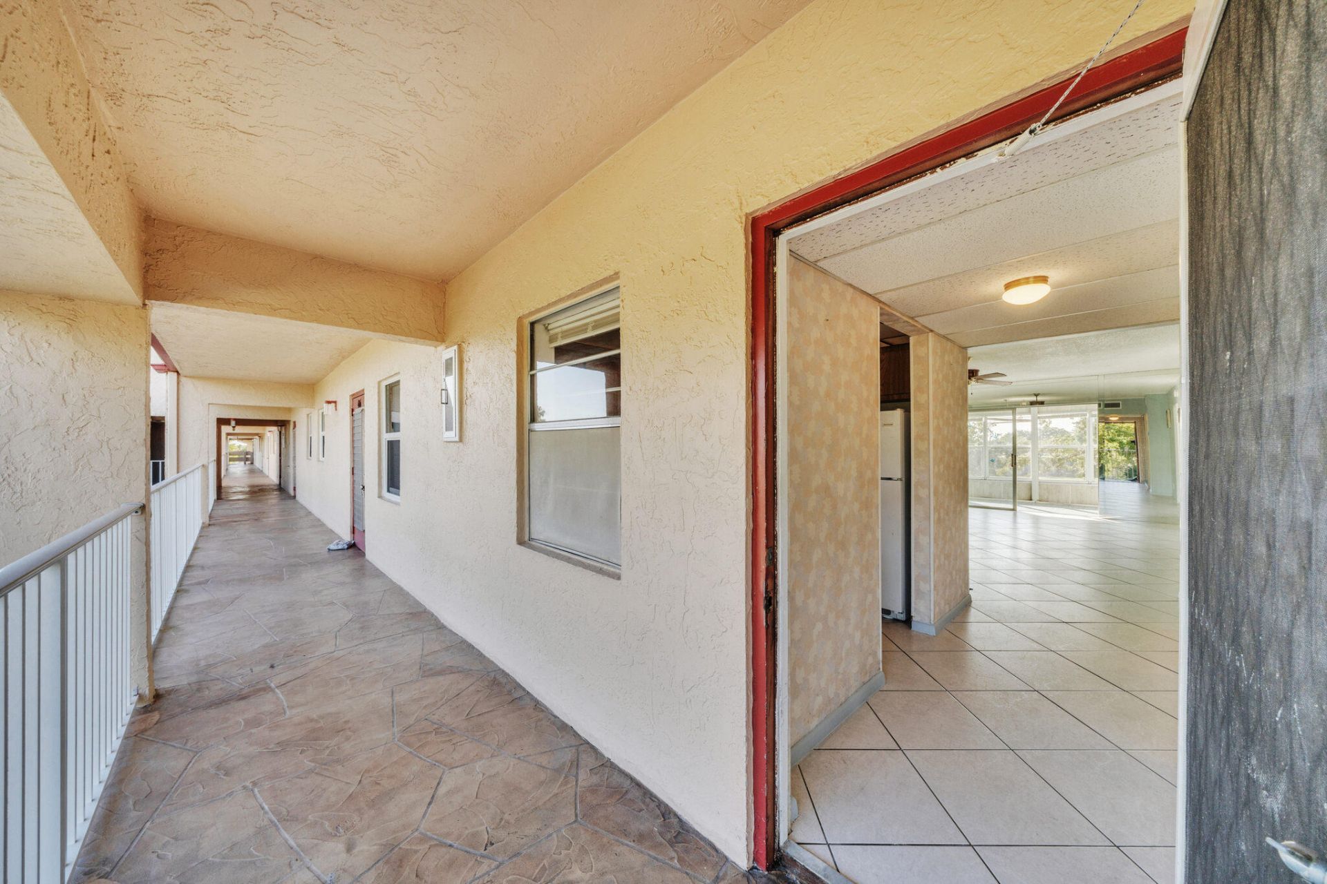 1035 Country Club Drive, Unit 407, Margate, FL 33063 Photo