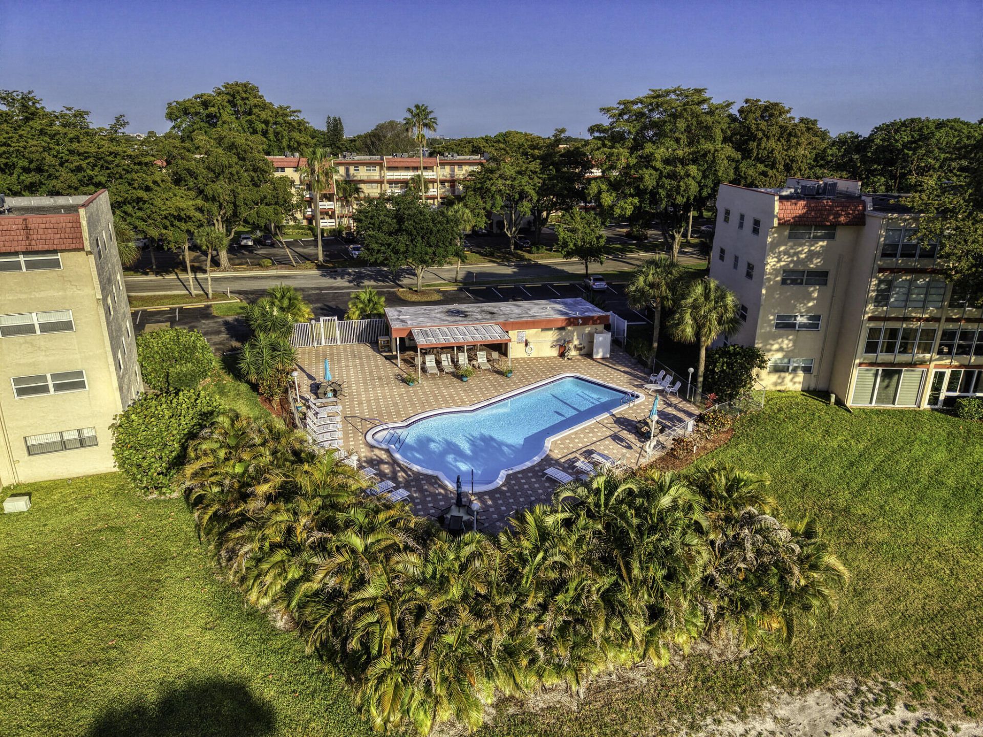 1035 Country Club Drive, Unit 407, Margate, FL 33063 Photo