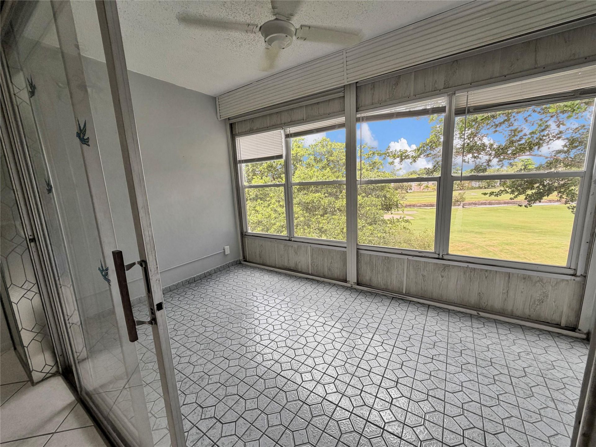 1035 Country Club Drive, Unit 407, Margate, FL 33063 Photo