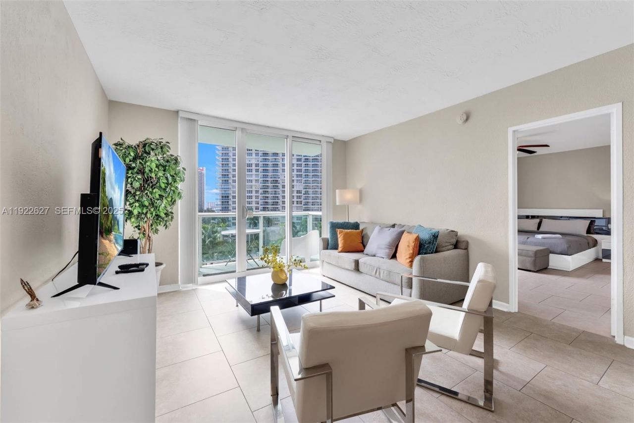 3801 S Ocean Dr, Unit 7V, Hollywood, FL 33019 Photo