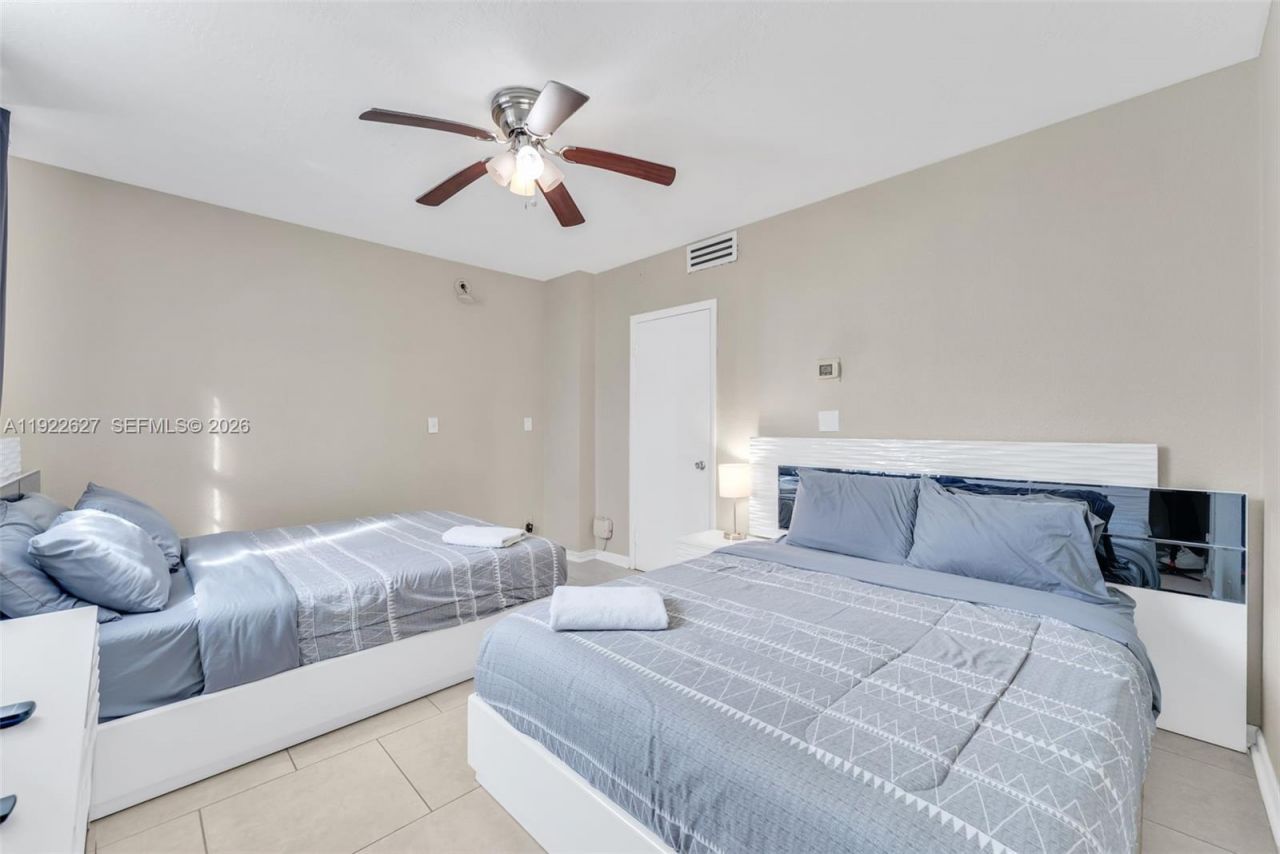 3801 S Ocean Dr, Unit 7V, Hollywood, FL 33019 Photo