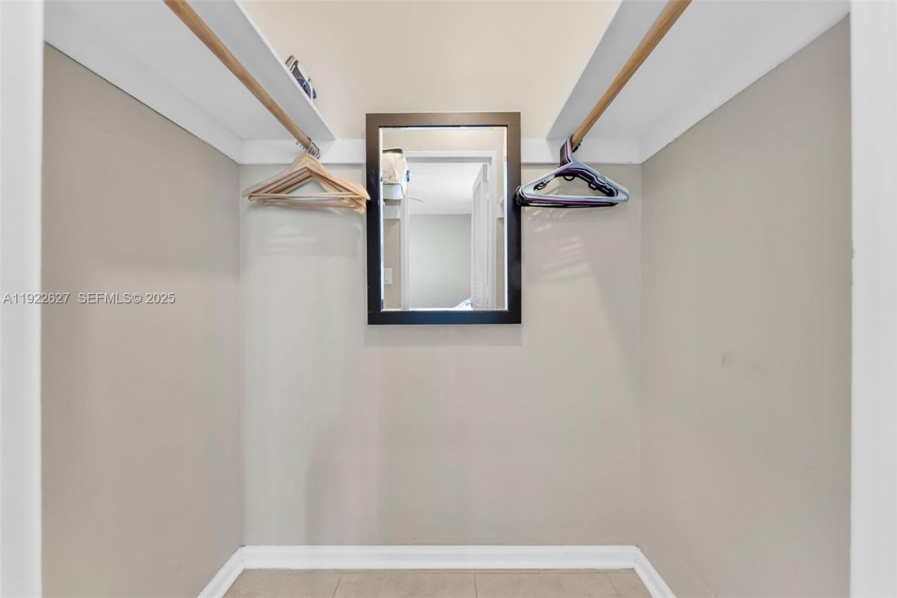 3801 S Ocean Dr, Unit 7V, Hollywood, FL 33019 Photo