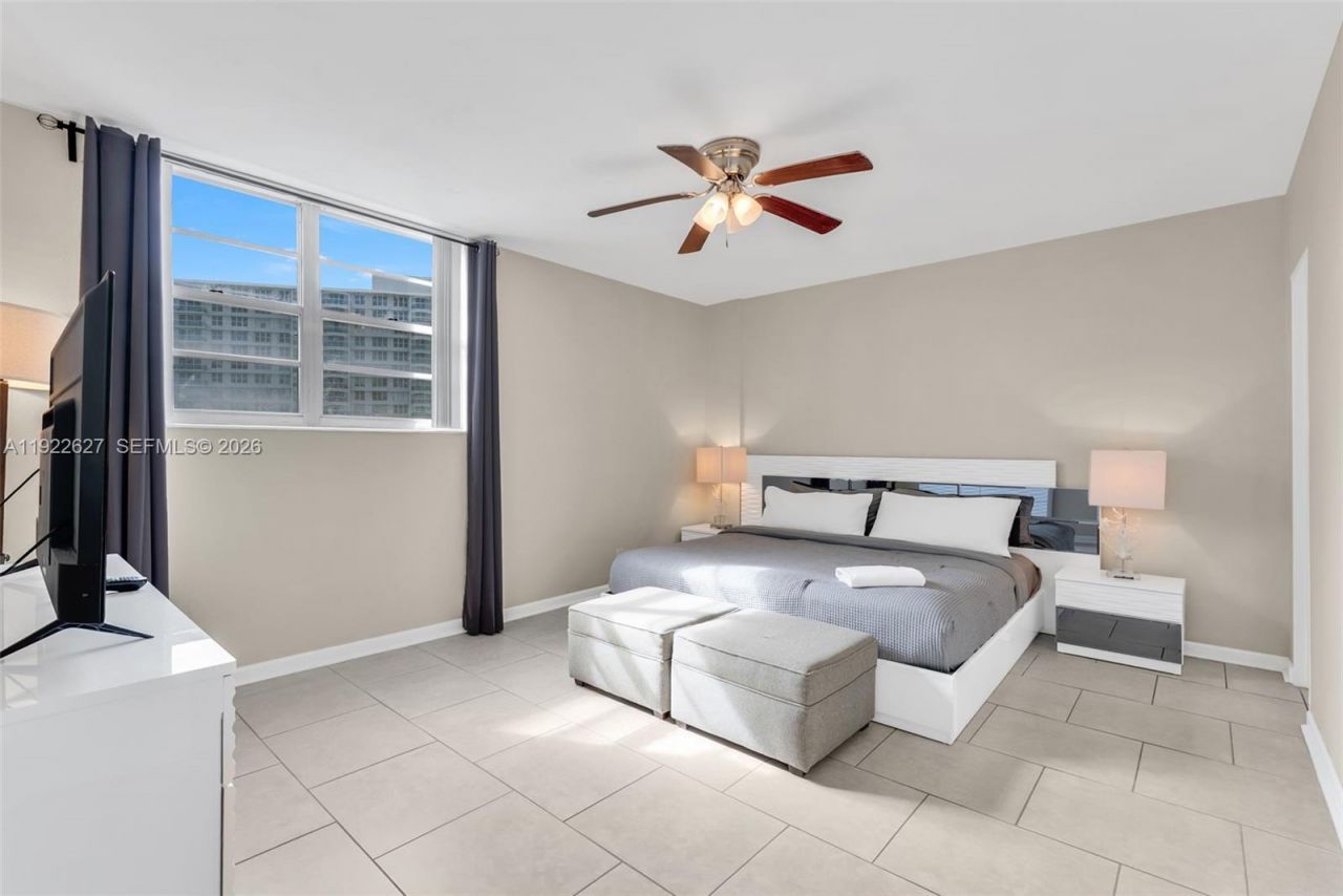 3801 S Ocean Dr, Unit 7V, Hollywood, FL 33019 Photo