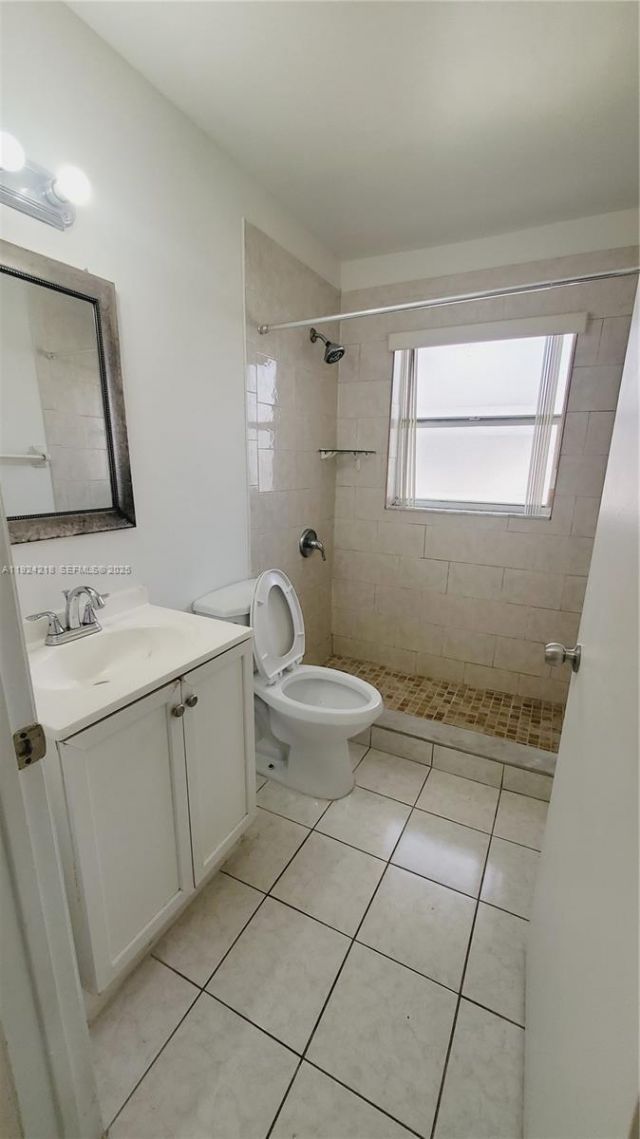 15342 SW 72nd St, Unit 17-24, Miami, FL 33193 Photo