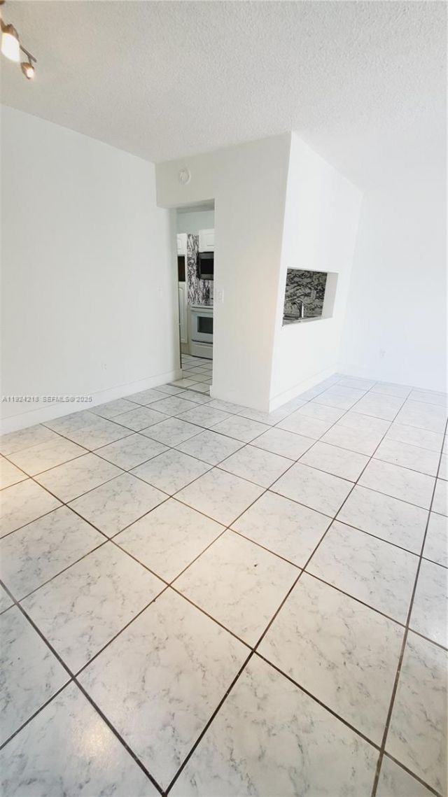 15342 SW 72nd St, Unit 17-24, Miami, FL 33193 Photo