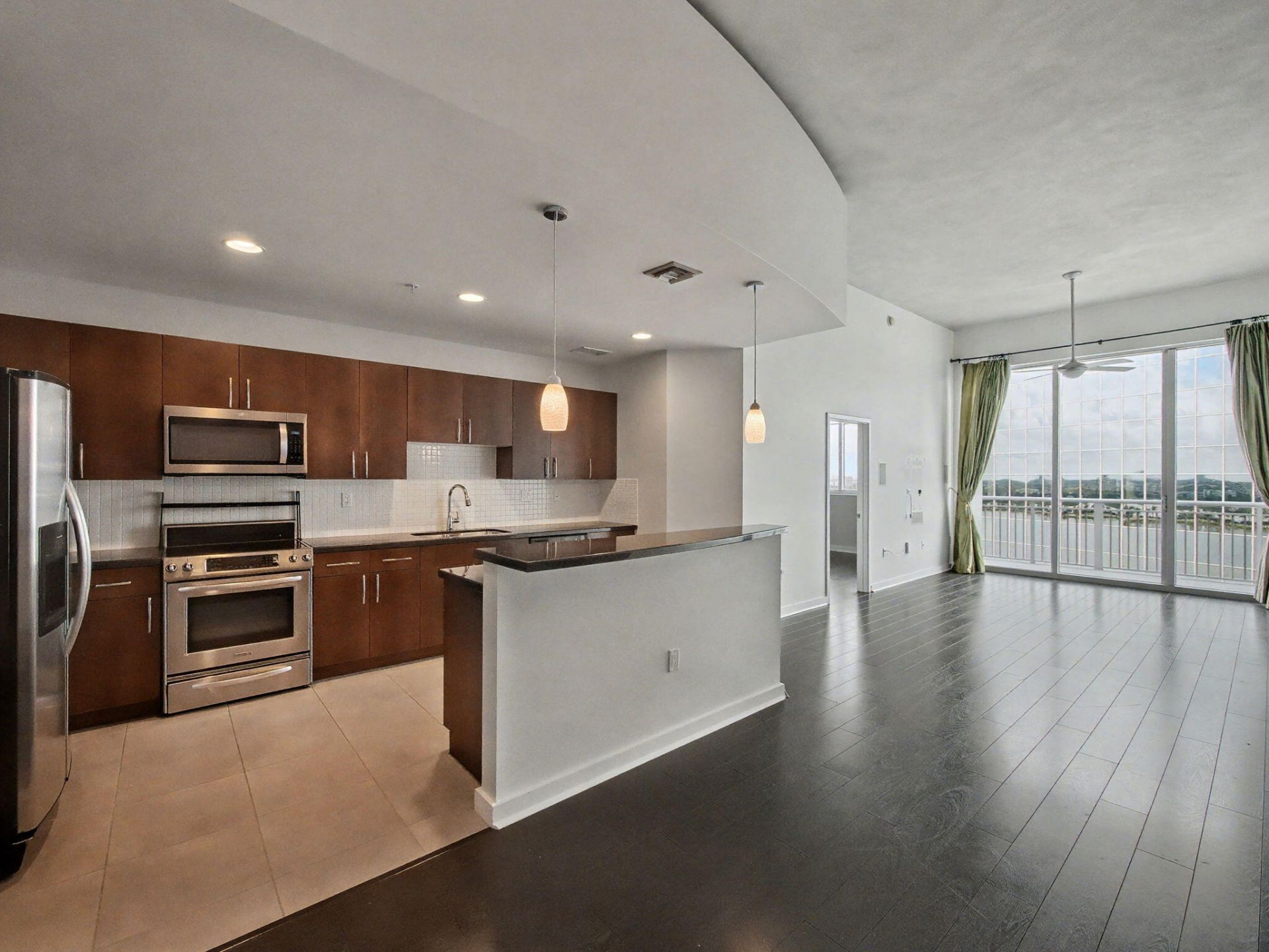 300 S Australian Avenue, Unit 1606, West Palm Beach, FL 33401 Photo