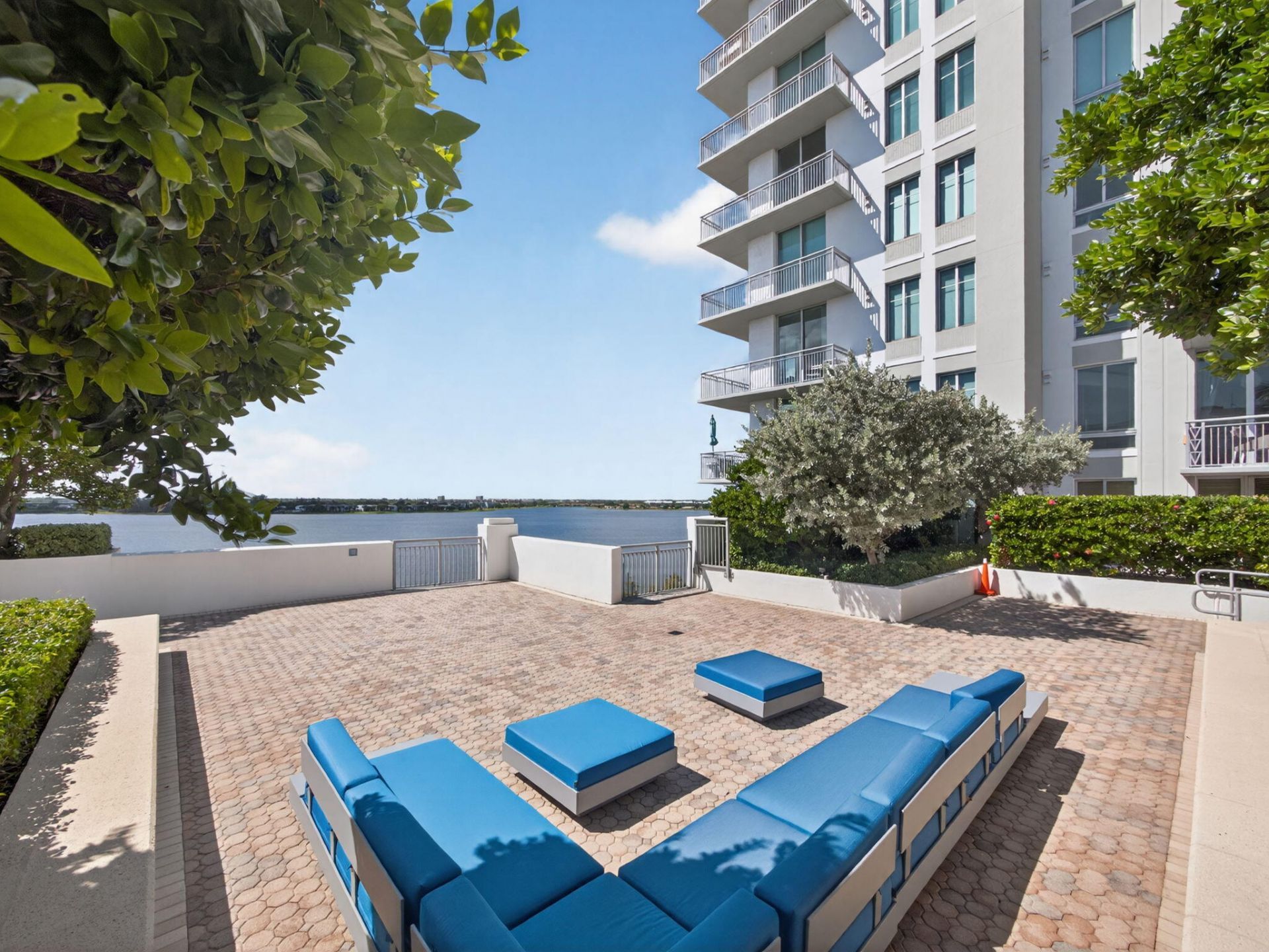 300 S Australian Avenue, Unit 1606, West Palm Beach, FL 33401 Photo