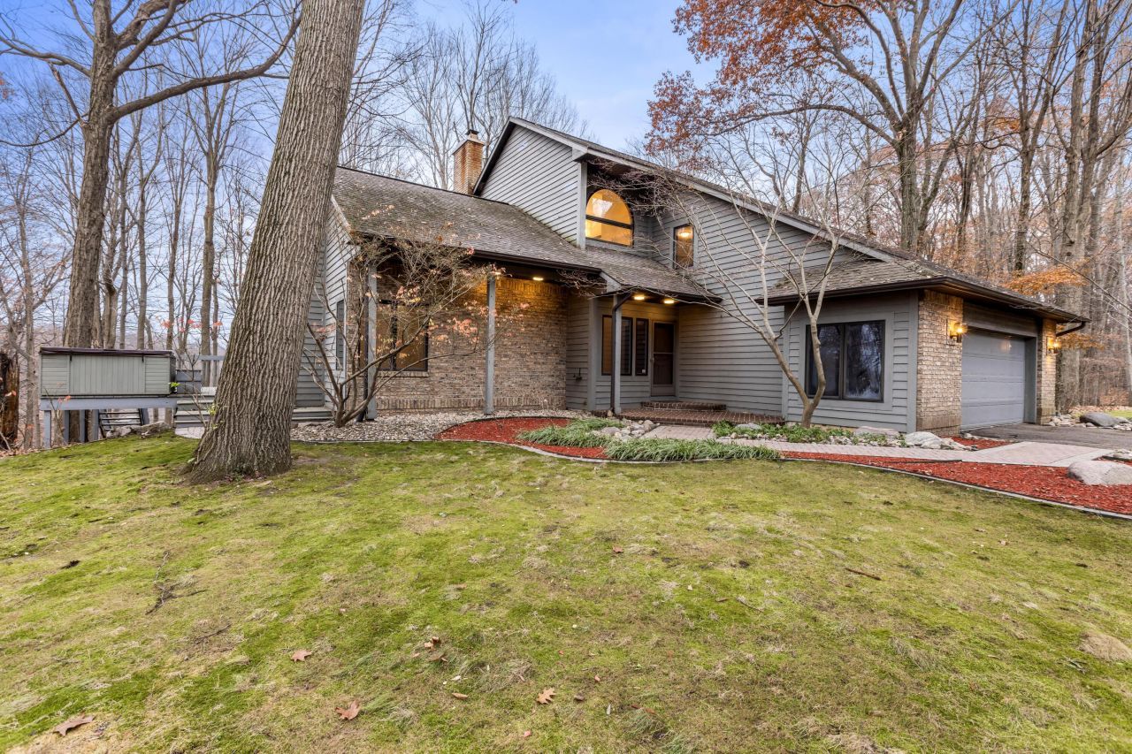 15833 E B Avenue, Augusta, MI 49012 Main Photo