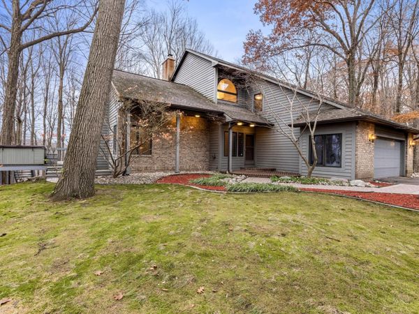 15833 E B Avenue, Augusta, MI 49012