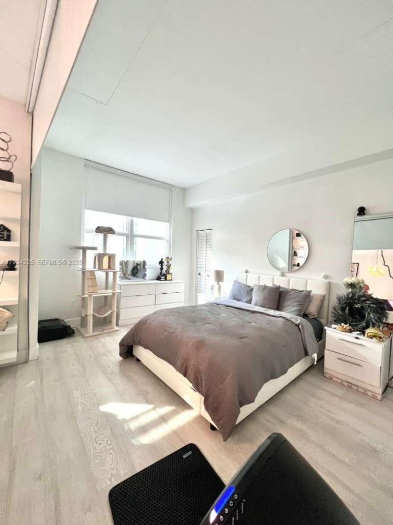 133 NE 2nd Ave, Unit 208, Miami, FL 33132 Photo