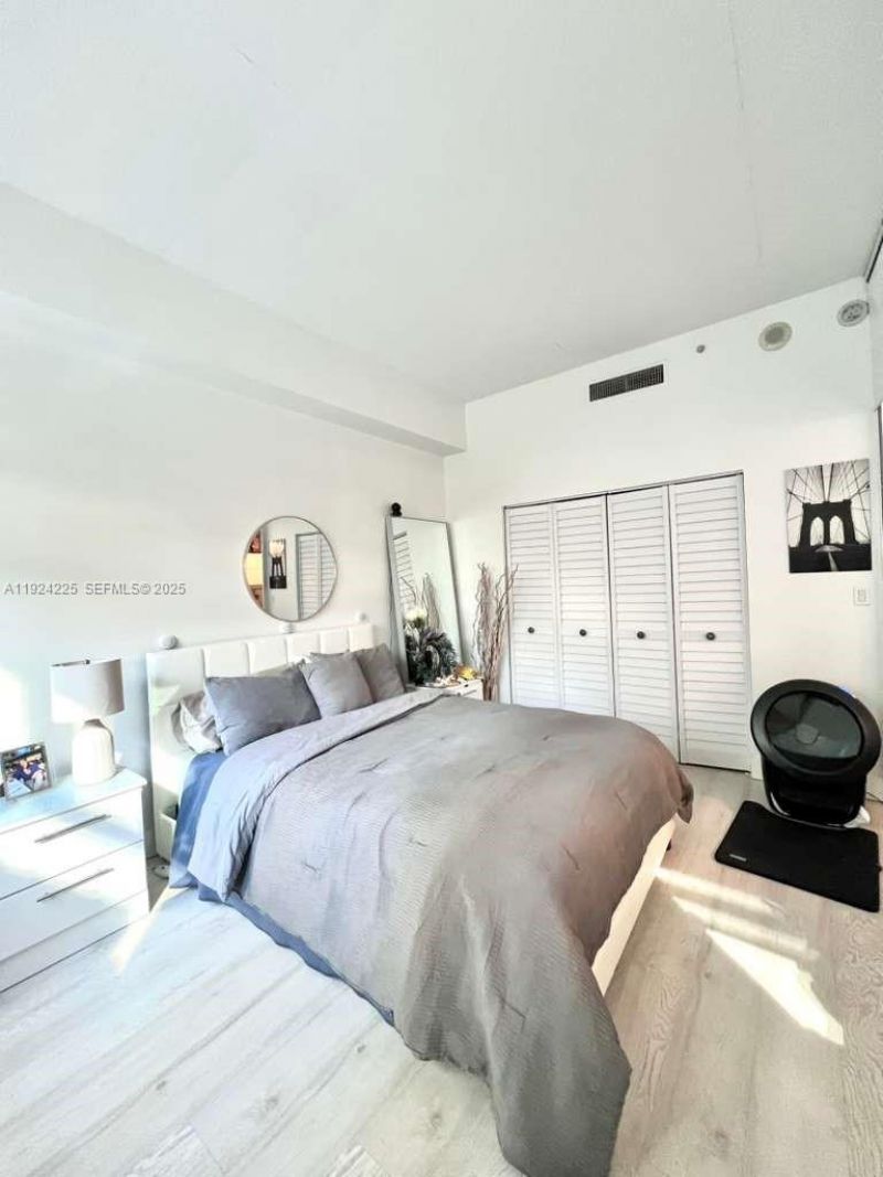 133 NE 2nd Ave, Unit 208, Miami, FL 33132 Photo