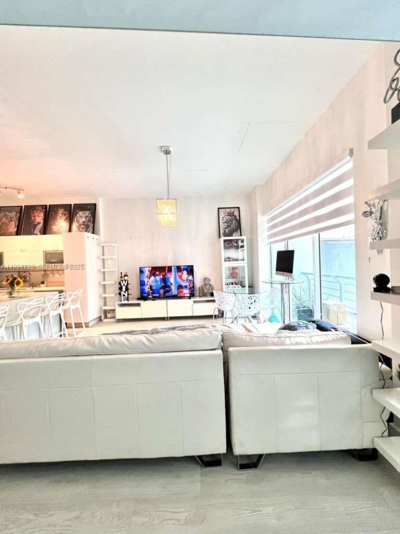 133 NE 2nd Ave, Unit 208, Miami, FL 33132 Photo