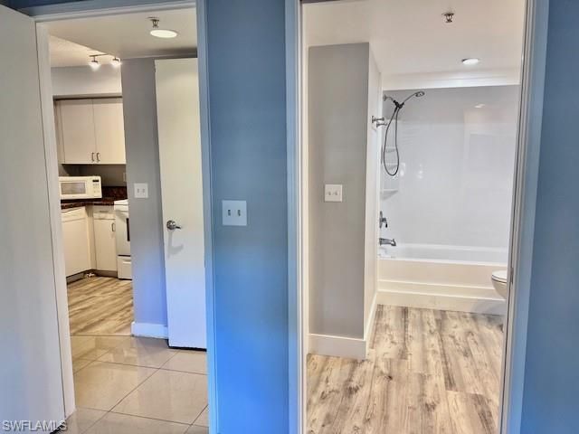 1185 Wildwood Lakes Blvd, Unit 101, Naples, FL 34104 Photo