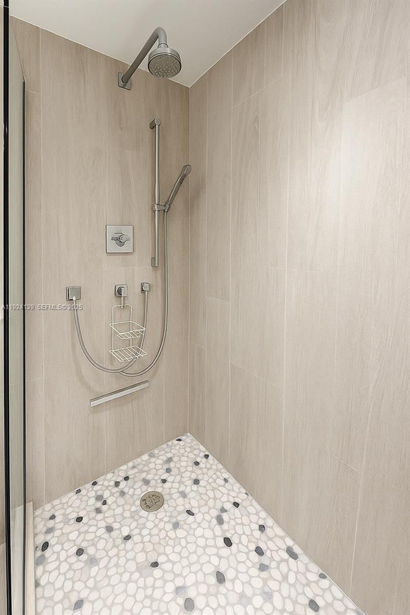 2301 Collins Ave, Unit 636, Miami Beach, FL 33139 Photo