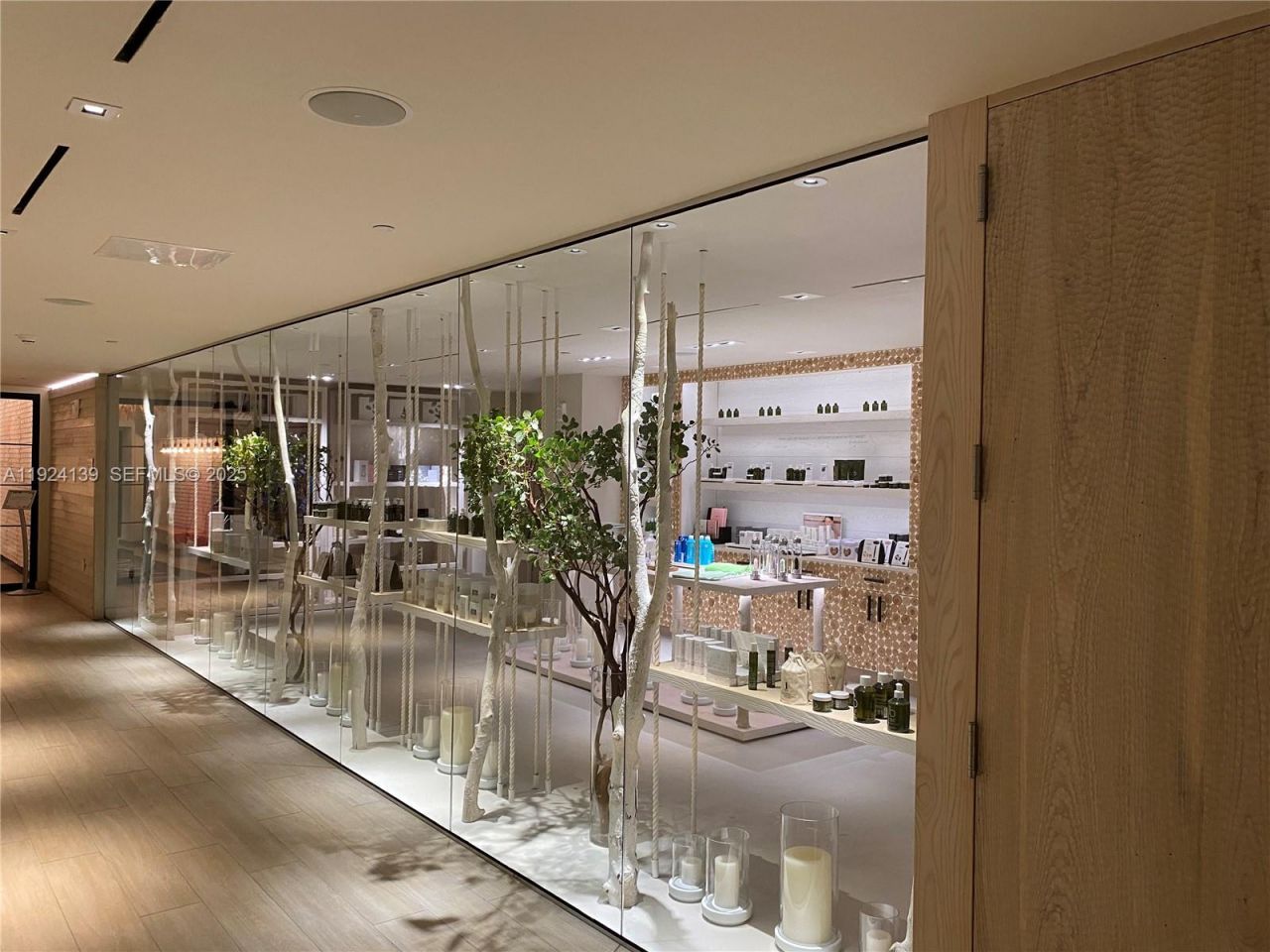 2301 Collins Ave, Unit 636, Miami Beach, FL 33139 Photo