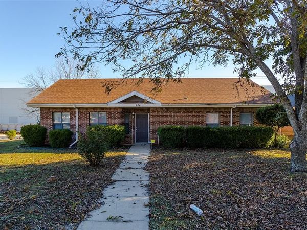 624 Fort Worth Street, Mansfield, TX 76063