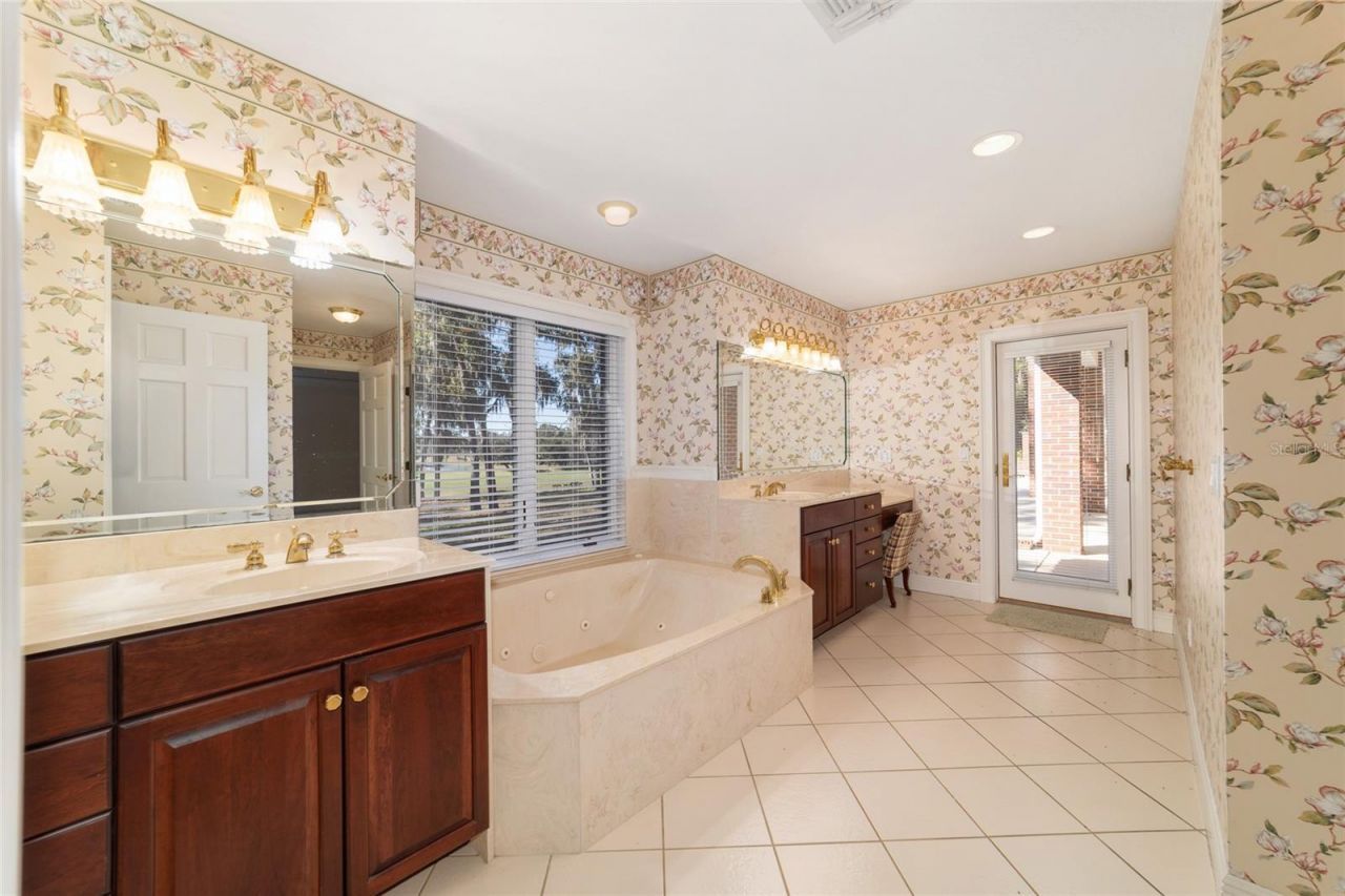 1570 SE 73rd Place, Ocala, FL 34480 Photo